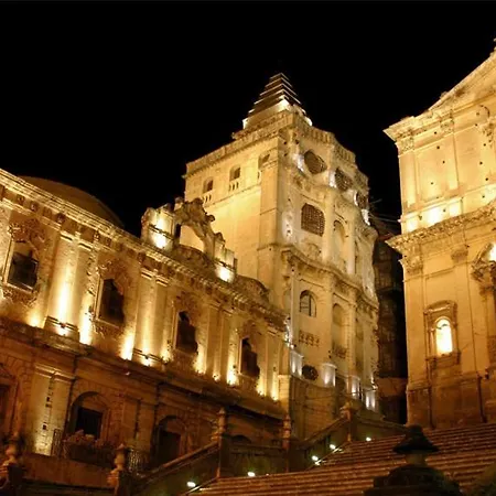 Sicily 파키노